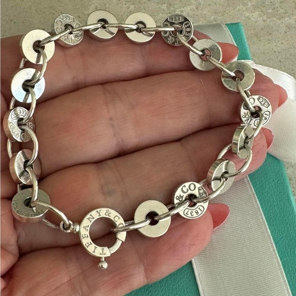 Tiffany &Co Bracelet - Picture 6 of 7